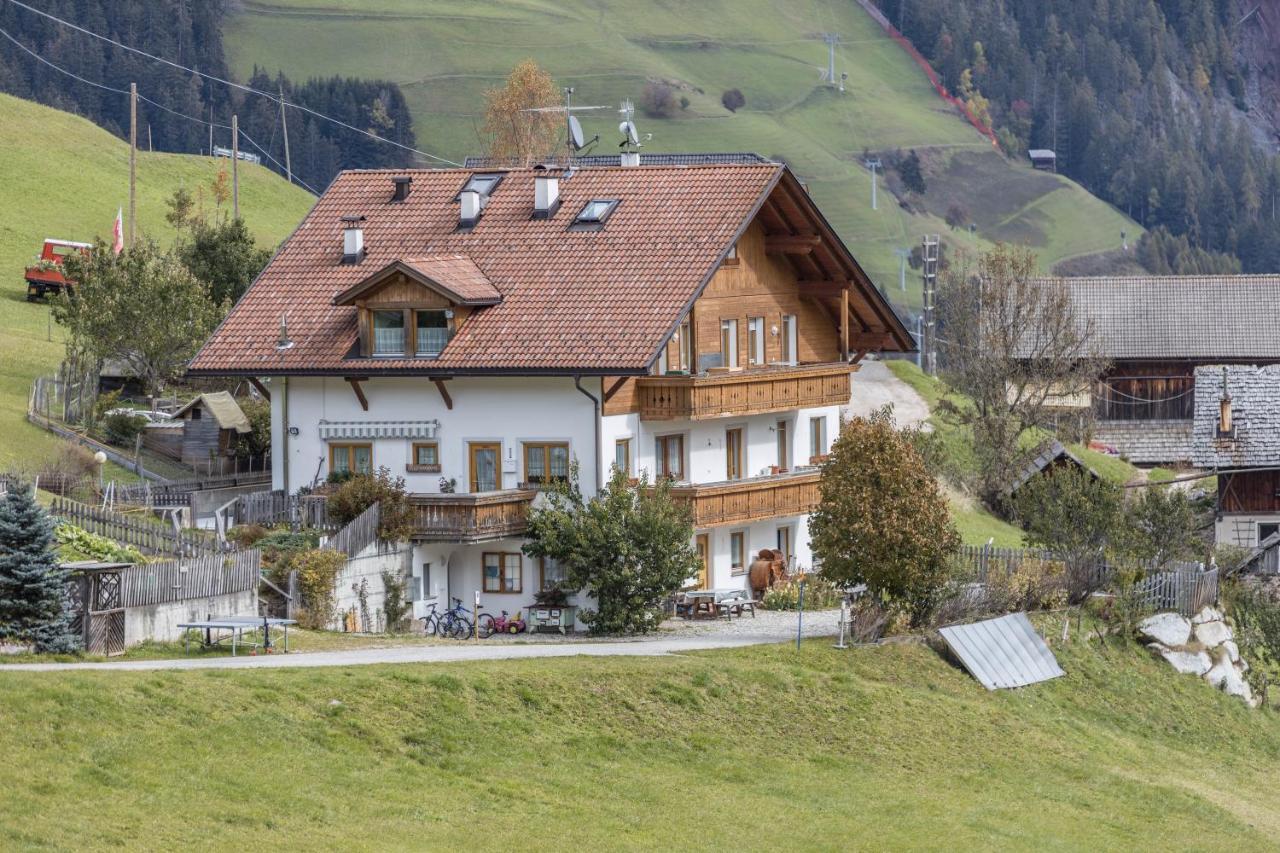 Haus Belodei - Apt B San Martino in Badia Eksteriør billede